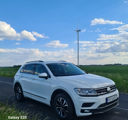 Volkswagen Tiguan cena 90000 przebieg: 67500, rok produkcji 2019 z Krotoszyn małe 67